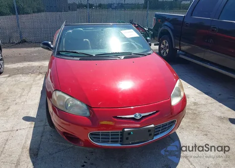 2002 Chrysler Sebring Gtc z USA, uszkodzony, nr VIN 1C3EL75RX2N214775